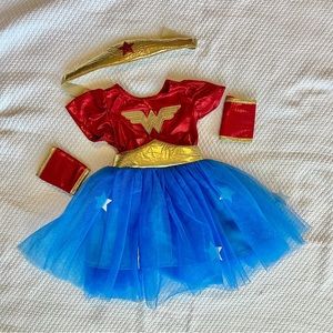 3T Pottery Barn Kids Wonder Woman Costume
